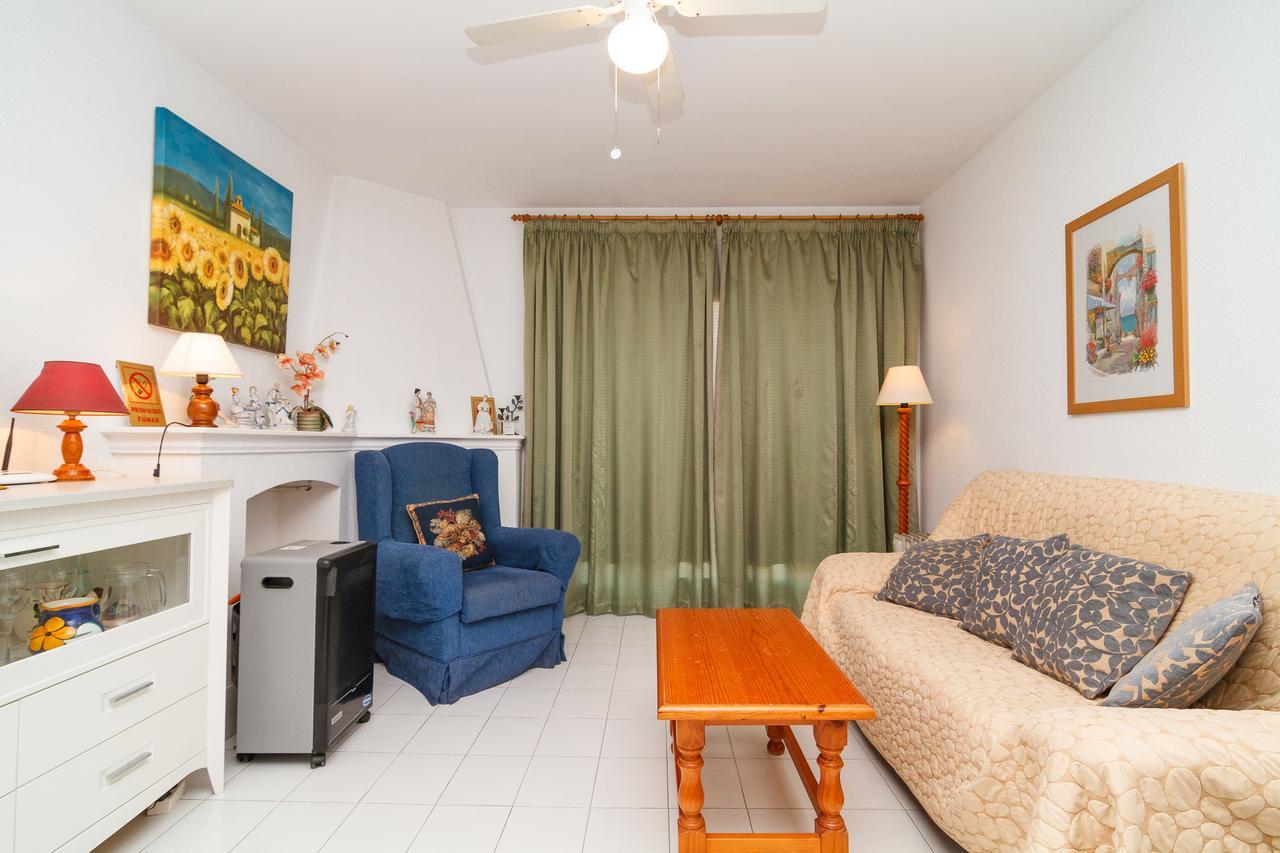 Los Pinos 23 Villas Casasol 内尔哈 外观 照片
